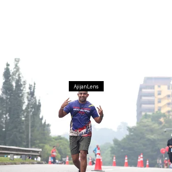 Runner Photo 7068771