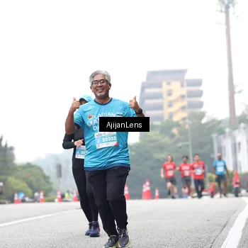 Runner Photo 7068799