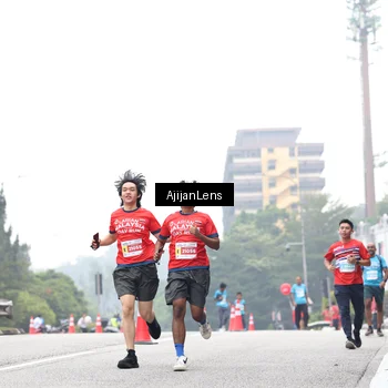 Runner Photo 7068809