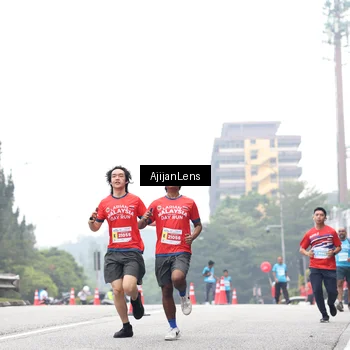 Runner Photo 7068812