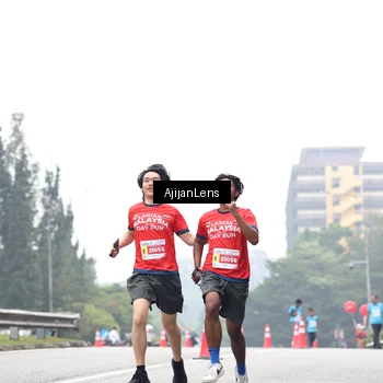 Runner Photo 7068813