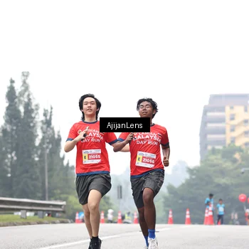 Runner Photo 7068821