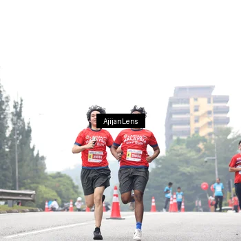 Runner Photo 7068832