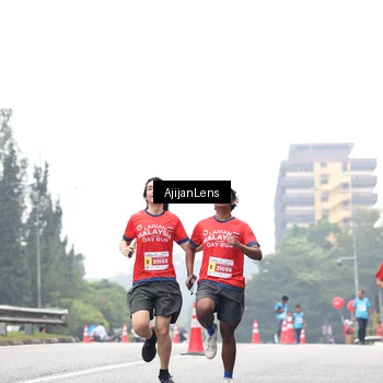 Runner Photo 7068838