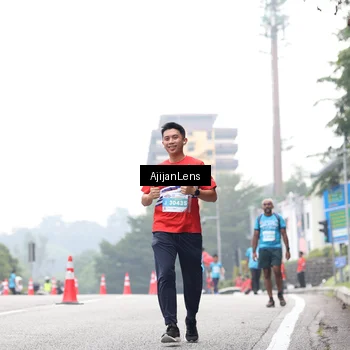Runner Photo 7068842