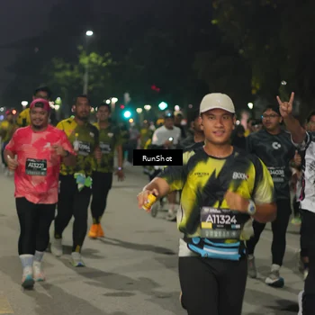 Runner Photo 7068843