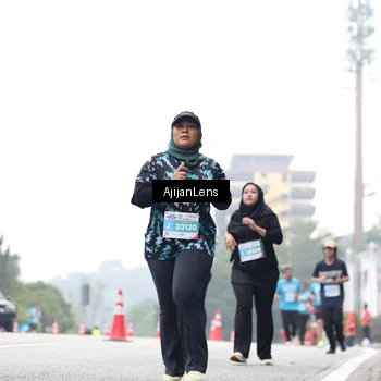 Runner Photo 7068877