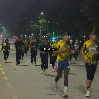 Runner Photo 7068887