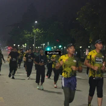 Runner Photo 7068888