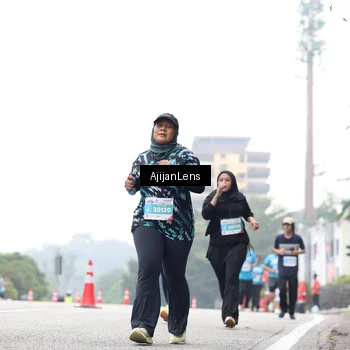 Runner Photo 7068891