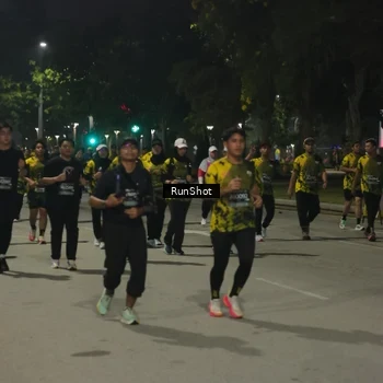 Runner Photo 7068905