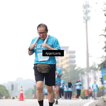 Runner Photo 7068924
