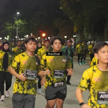 Runner Photo 7068954