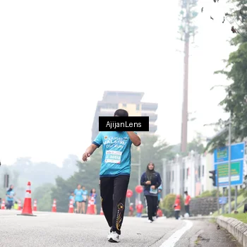 Runner Photo 7068963