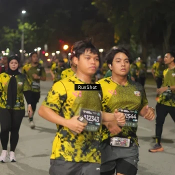 Runner Photo 7068973