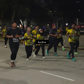 Runner Photo 7069040