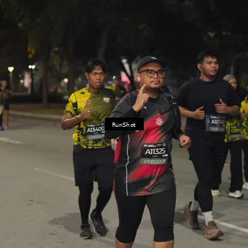 Runner Photo 7069050