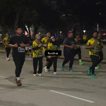 Runner Photo 7069055
