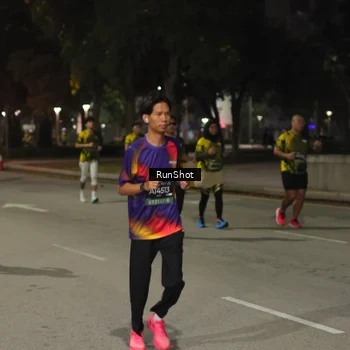 Runner Photo 7069105