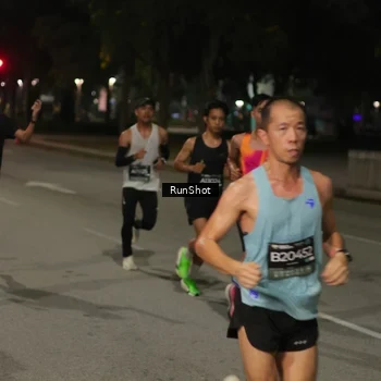 Runner Photo 7069108