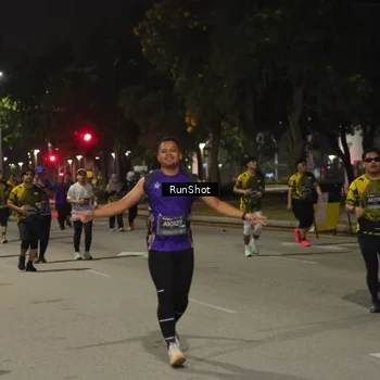 Runner Photo 7069121