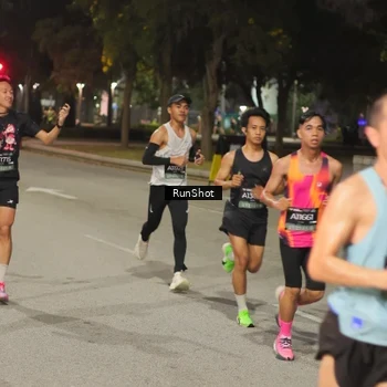Runner Photo 7069158