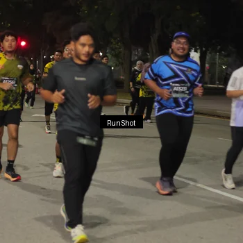 Runner Photo 7069233