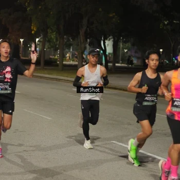 Runner Photo 7069245