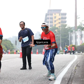 Runner Photo 7069263