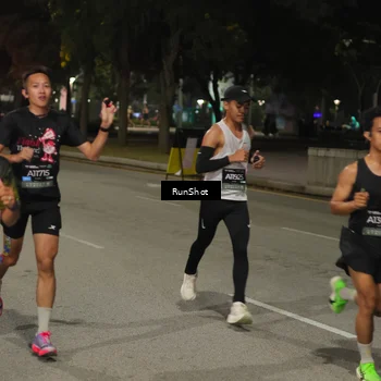 Runner Photo 7069304