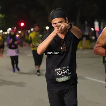 Runner Photo 7069317