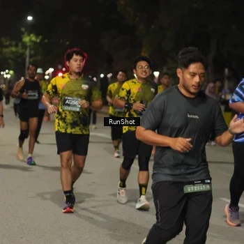 Runner Photo 7069342