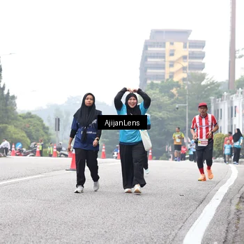 Runner Photo 7069346