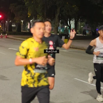 Runner Photo 7069360