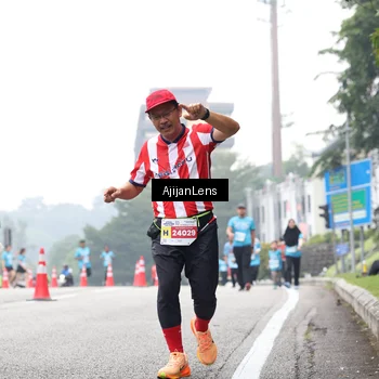 Runner Photo 7069391