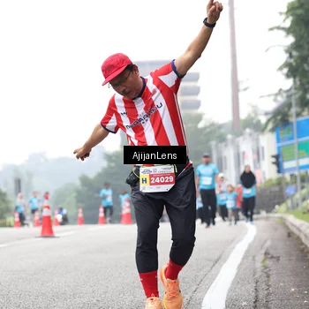 Runner Photo 7069407