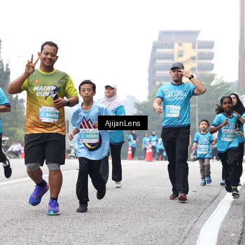 Runner Photo 7069409