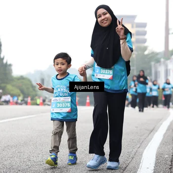 Runner Photo 7069423