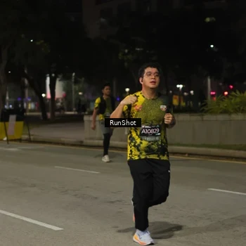 Runner Photo 7069490