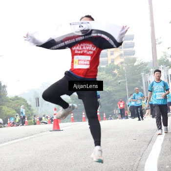 Runner Photo 7069533