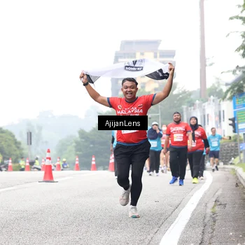 Runner Photo 7069543