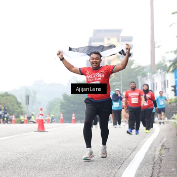 Runner Photo 7069546