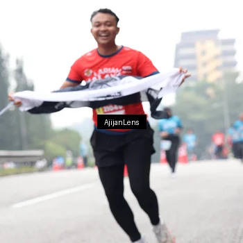 Runner Photo 7069554