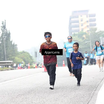 Runner Photo 7069557