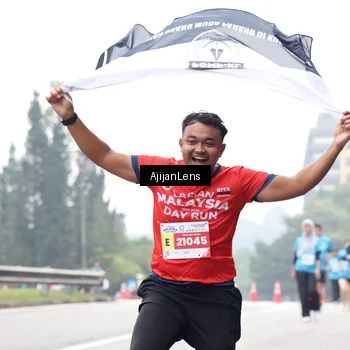 Runner Photo 7069563