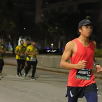 Runner Photo 7069593
