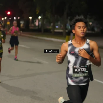 Runner Photo 7069661