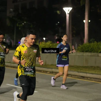 Runner Photo 7069668