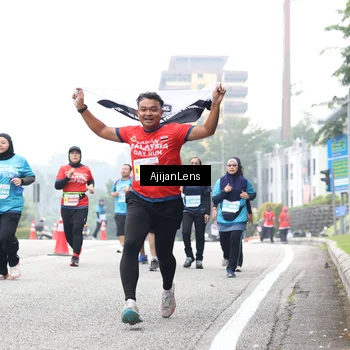 Runner Photo 7069696
