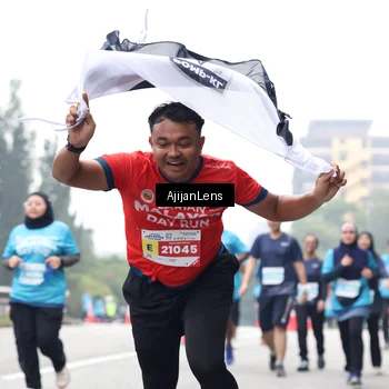 Runner Photo 7069709